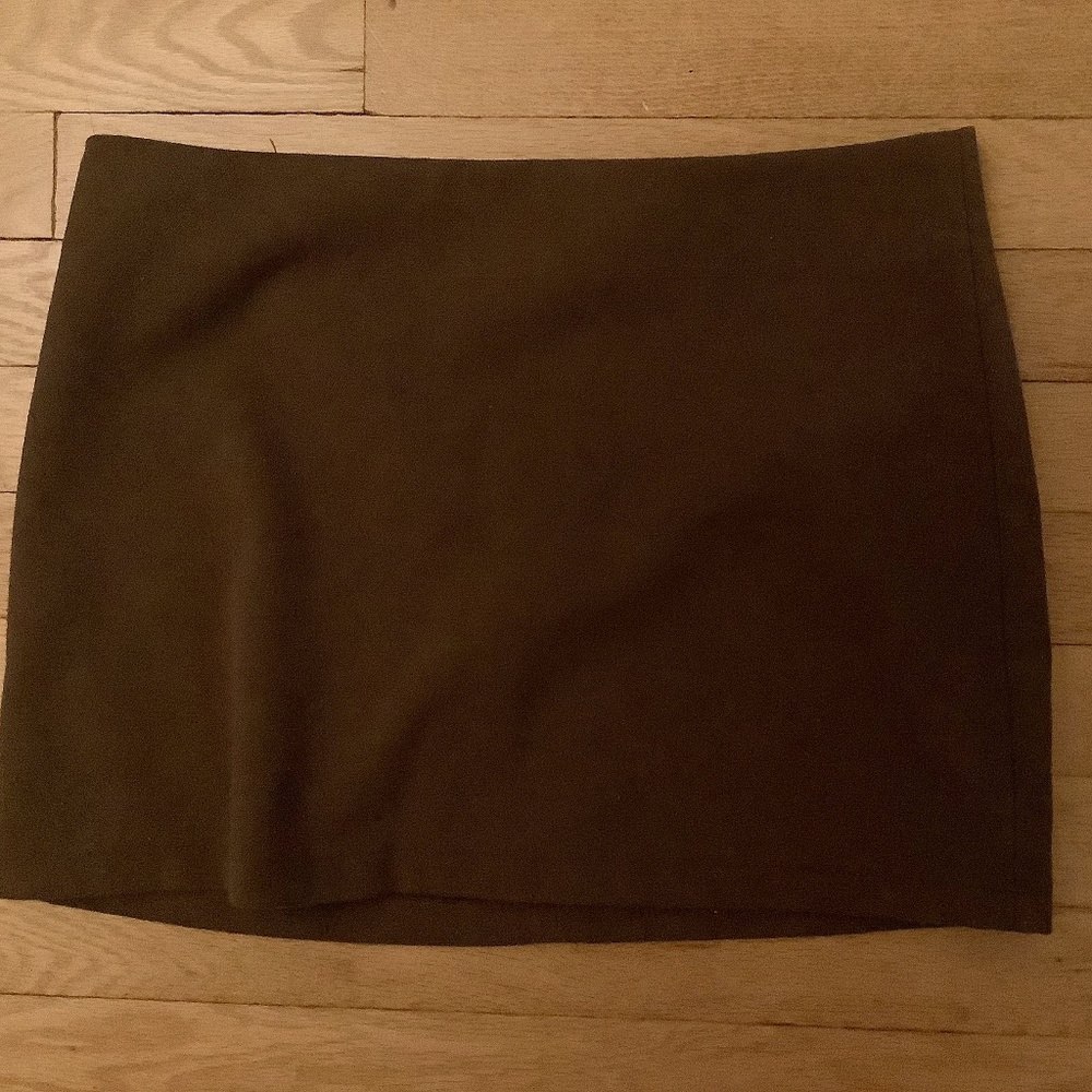 Brandy Melville Brown Mini Skirt Size: Small